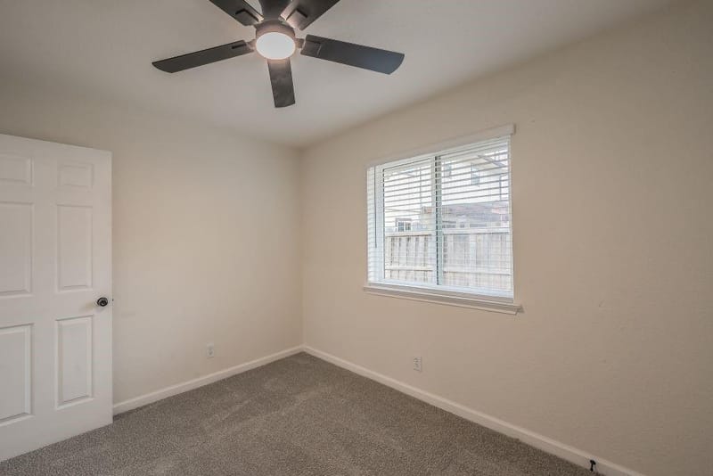 4811 Abbott Avenue, Arlington TX 76018 - Photo 23