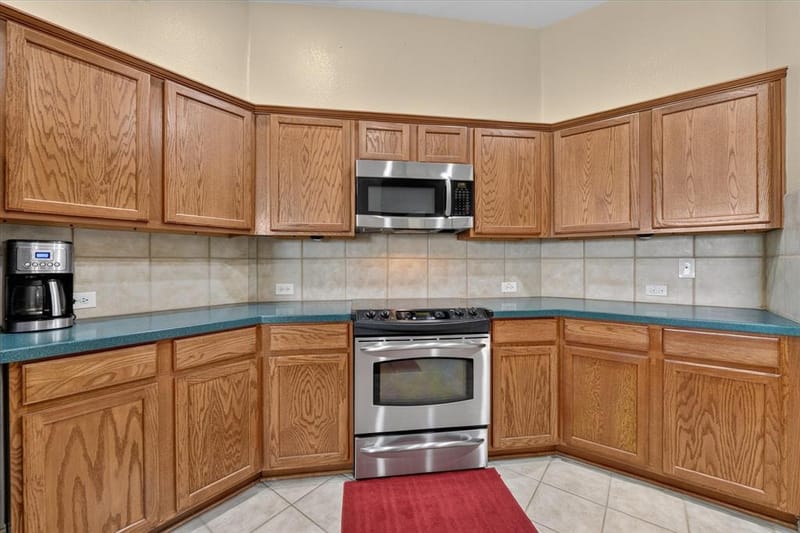 5717 Southern Hills Drive, North Richland Hills TX 76180 - Photo 19