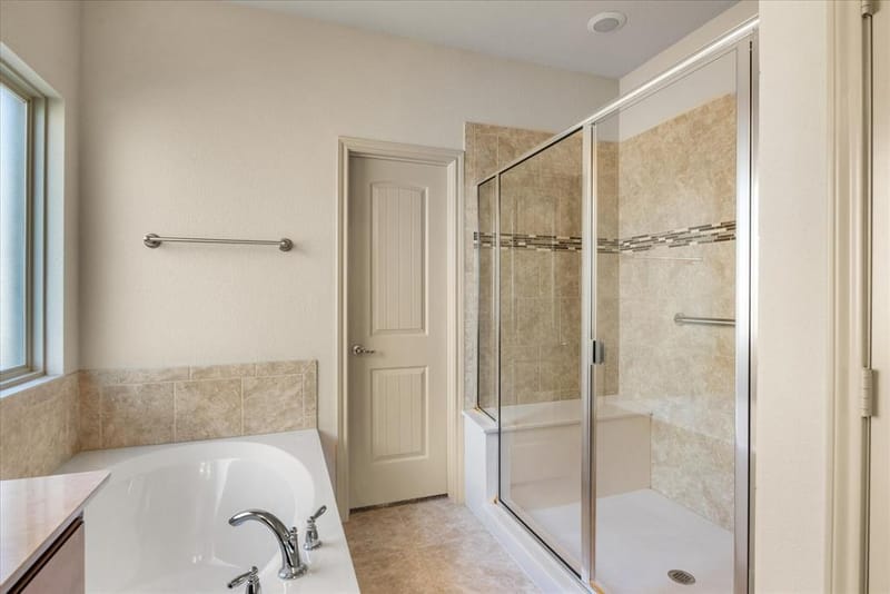 5103 Glen Meadow Drive, Arlington TX 76001 - Photo 14