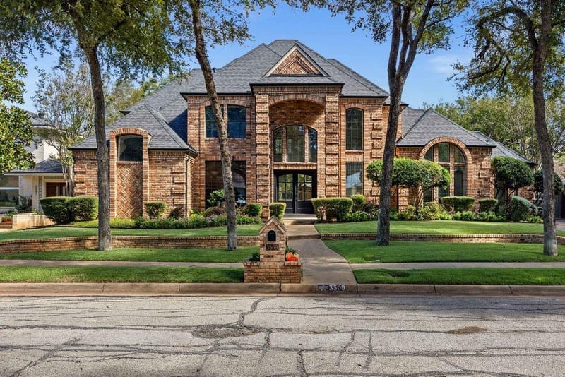 3509 Lake Tahoe Drive, Arlington TX 76016
