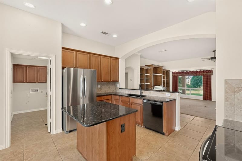9900 Hanford Drive, Denton TX 76207 - Photo 16