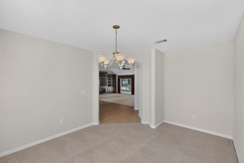 9900 Hanford Drive, Denton TX 76207 - Photo 32