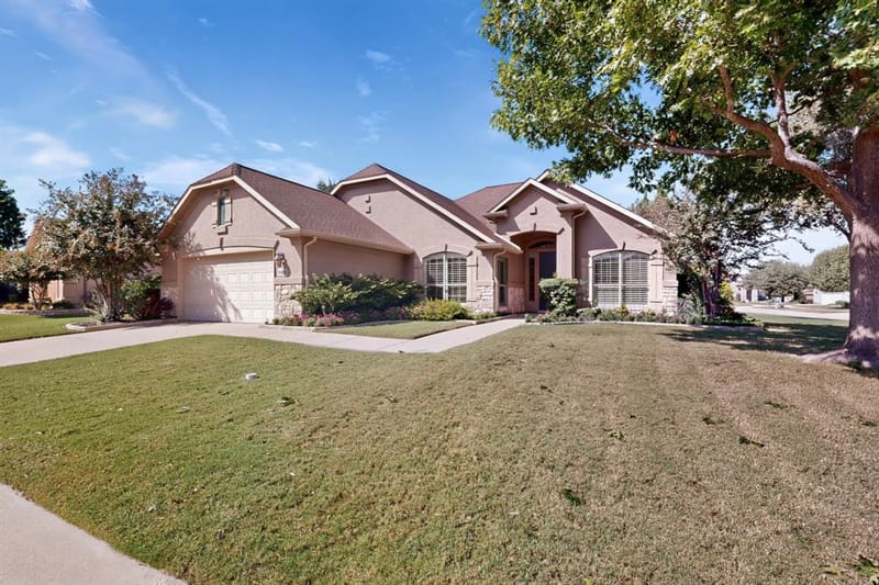 9900 Hanford Drive, Denton TX 76207