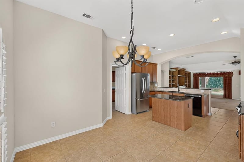 9900 Hanford Drive, Denton TX 76207 - Photo 15