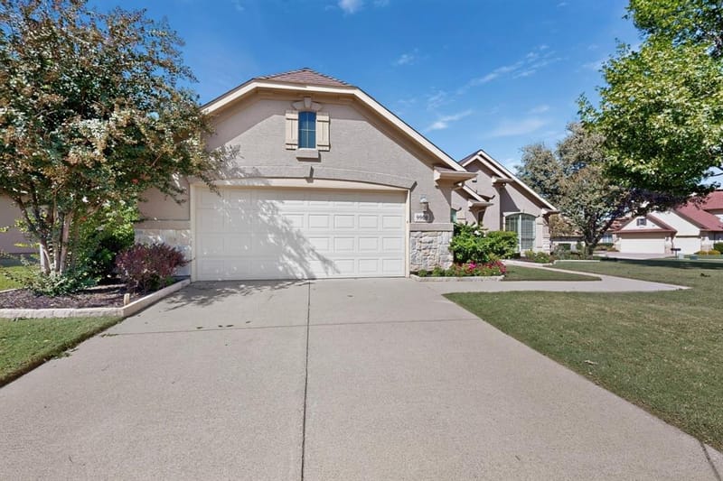 9900 Hanford Drive, Denton TX 76207 - Photo 4