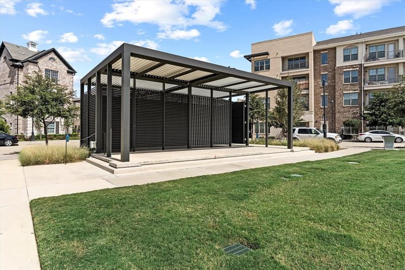 4076 Oak Circle, Addison TX 75001 - Photo 18