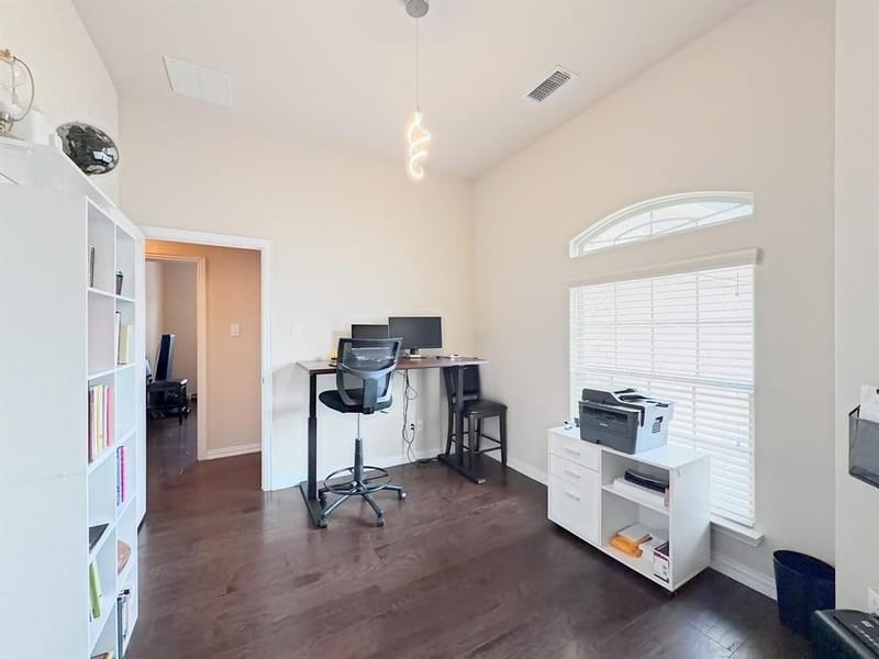 717 Keswick Drive, DeSoto TX 75115 - Photo 5