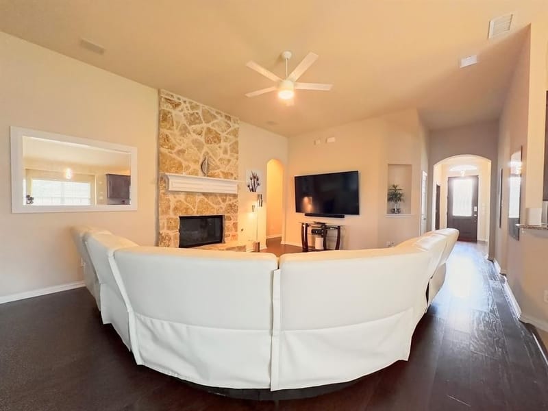 717 Keswick Drive, DeSoto TX 75115 - Photo 15