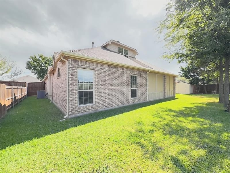 717 Keswick Drive, DeSoto TX 75115 - Photo 31