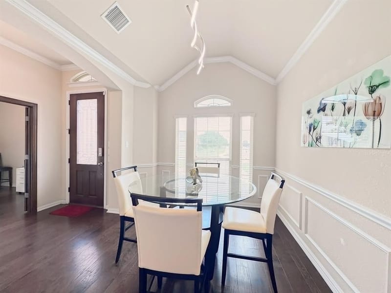 717 Keswick Drive, DeSoto TX 75115 - Photo 4