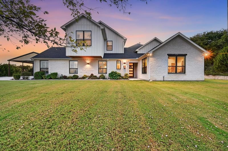 4260 Rawleigh Drive, Fort Worth TX 76126 - Photo 2