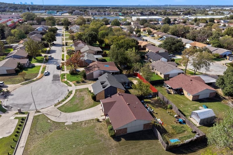 6937 Misty Glen Court, Fort Worth TX 76120 - Photo 22