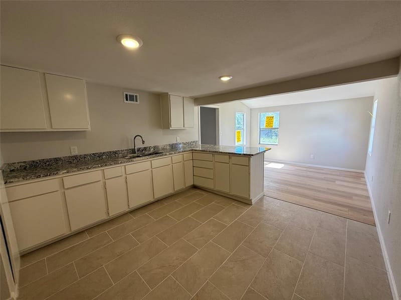 5524 Scoggins, Sansom Park TX 76114 - Photo 6