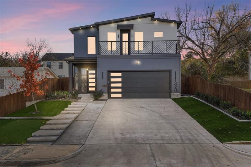 1320 Compton Street, Dallas TX 75203 - Photo 2