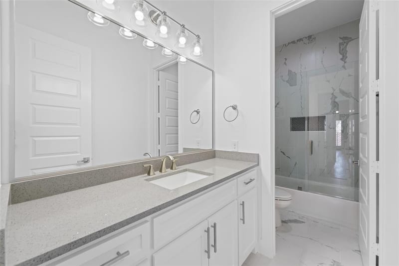1320 Compton Street, Dallas TX 75203 - Photo 32