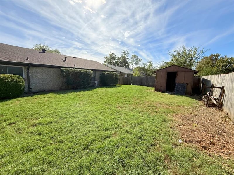 2806 Arcadia Lane, Carrollton TX 75007 - Photo 10