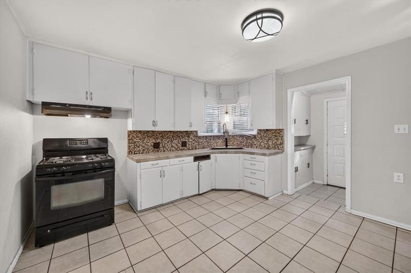 501 Catherine Street, Fort Worth TX 76103 - Photo 6
