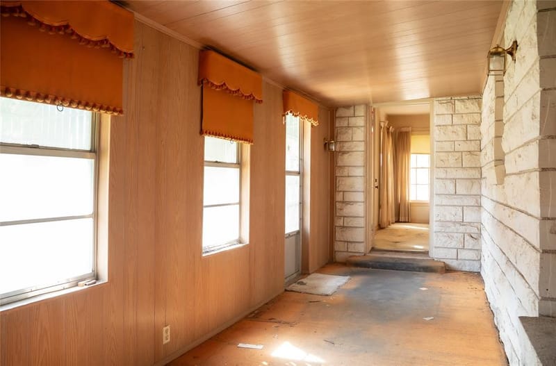 6286 Malcolm Drive, Dallas TX 75214 - Photo 12