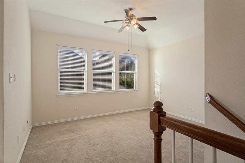 1021 Honeysuckle, Grapevine TX 76051 - Photo 12