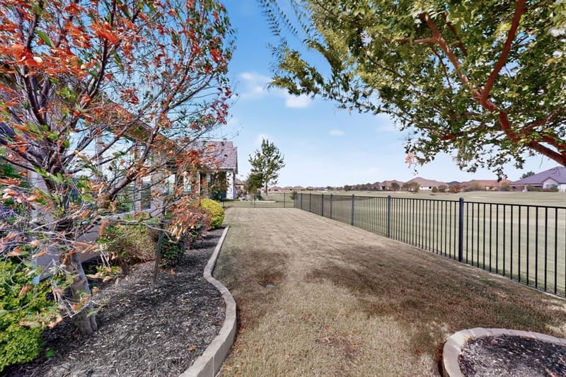 12204 Pepperidge Avenue, Denton TX 76207 - Photo 40