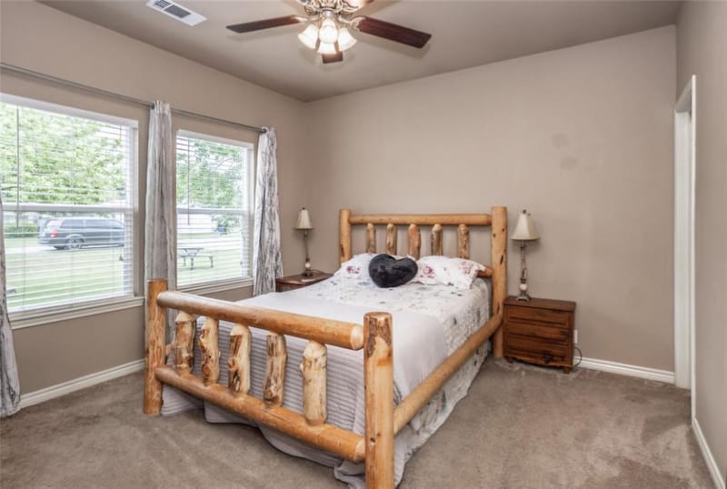 406 W Elm Street, Collinsville TX 76233 - Photo 12