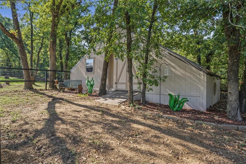 135 Country Vista Circle, Burleson TX 76028 - Photo 30