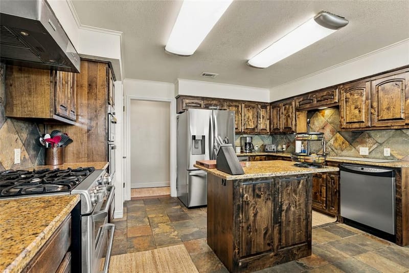 910 W Highway 67, Alvarado TX 76009 - Photo 9