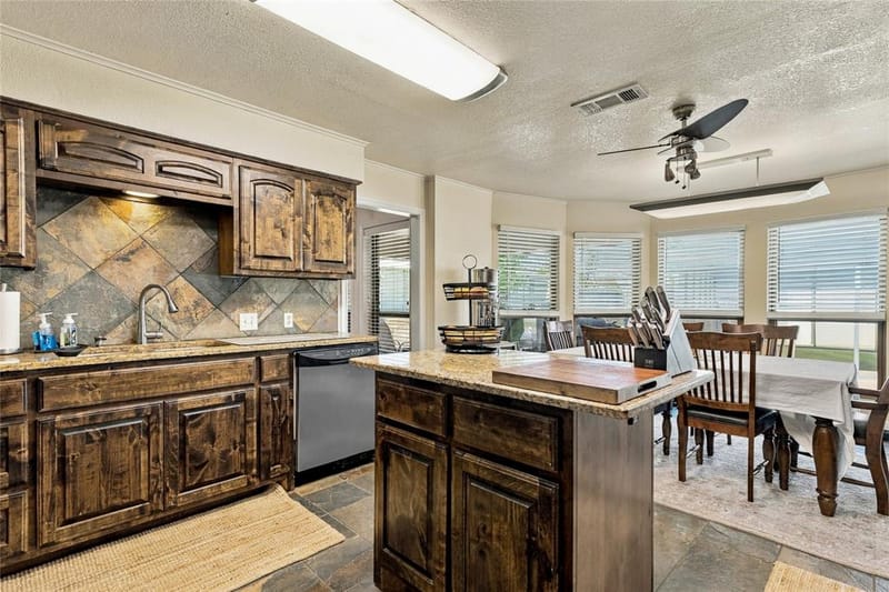 910 W Highway 67, Alvarado TX 76009 - Photo 10