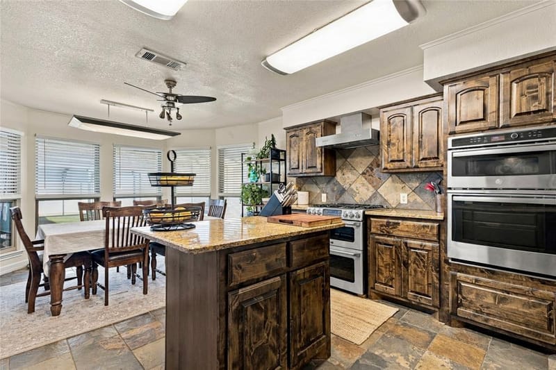 910 W Highway 67, Alvarado TX 76009 - Photo 11