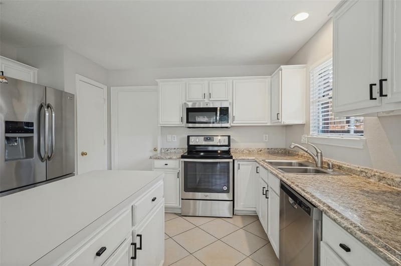 2000 Waterview Drive, Little Elm TX 75068 - Photo 9