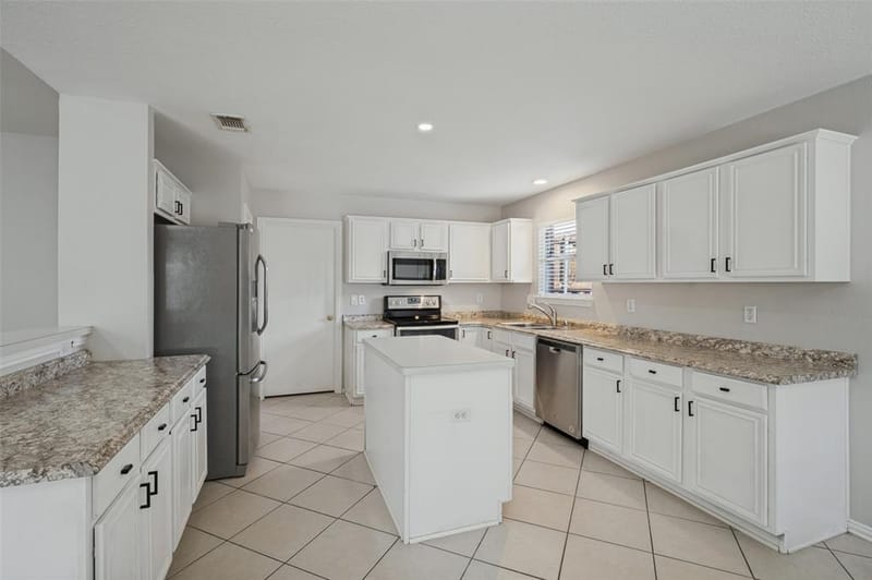 2000 Waterview Drive, Little Elm TX 75068 - Photo 8
