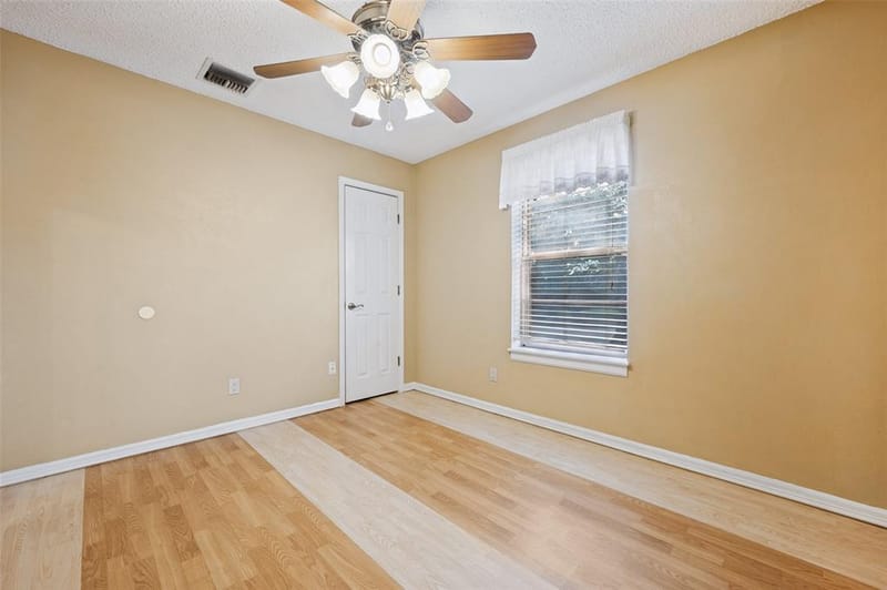 1515 Blackwell Drive, Irving TX 75061 - Photo 13