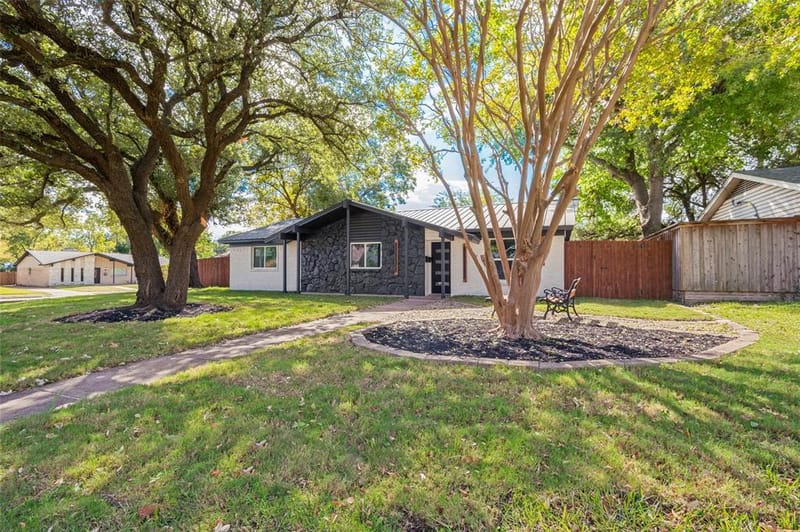735 Loganwood Avenue, Richardson TX 75080 - Photo 4
