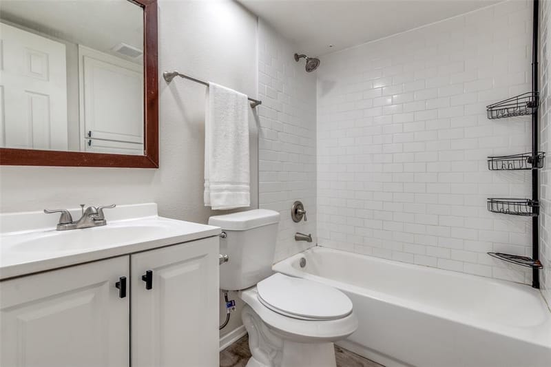10211 Regal Oaks Drive # 120, Dallas TX 75230 - Photo 18