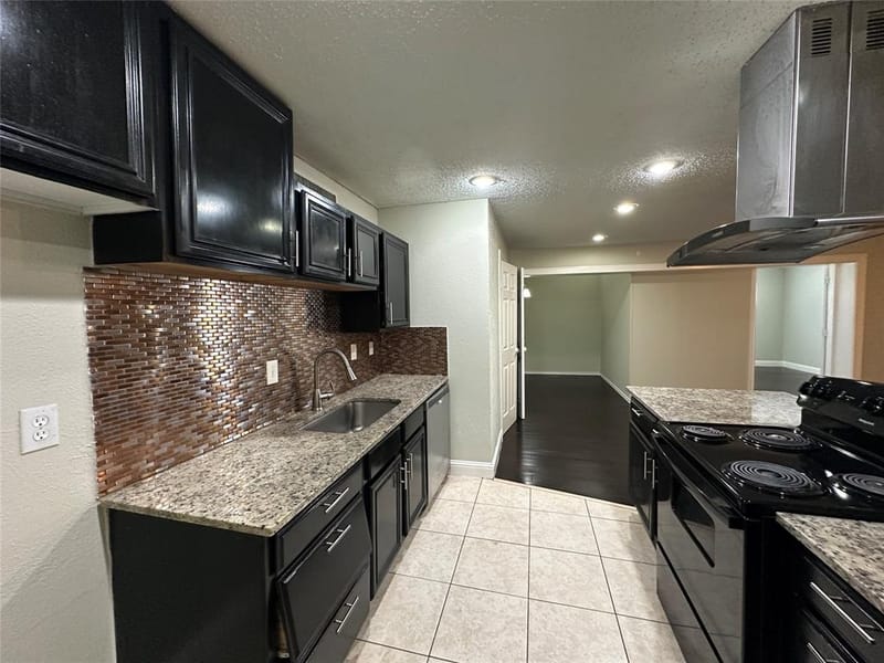 906 Hawthorne Drive, Allen TX 75002 - Photo 9