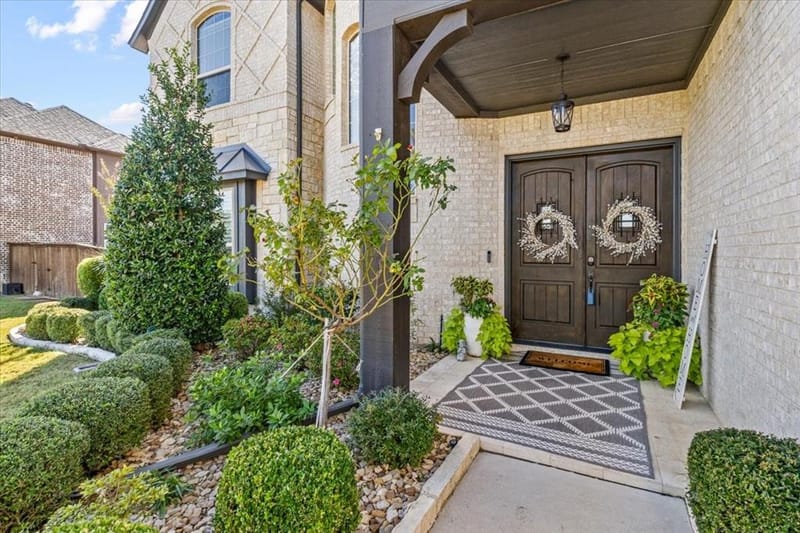 305 Landview Drive, Burleson TX 76028 - Photo 4