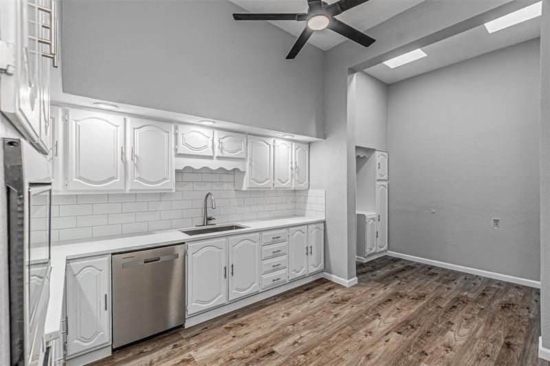 808 Heights Drive, Fort Worth TX 76112 - Photo 13