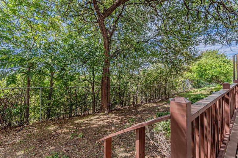 808 Heights Drive, Fort Worth TX 76112 - Photo 32