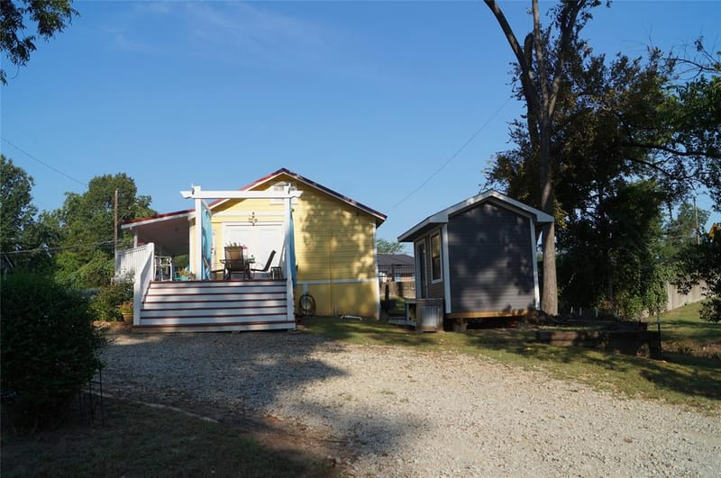 402 E College St, Canton TX 75103 - Photo 22