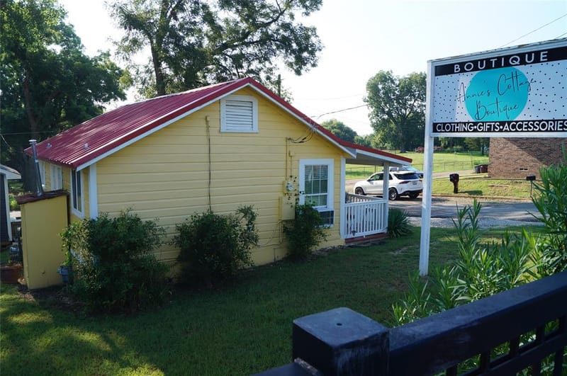 402 E College St, Canton TX 75103 - Photo 21