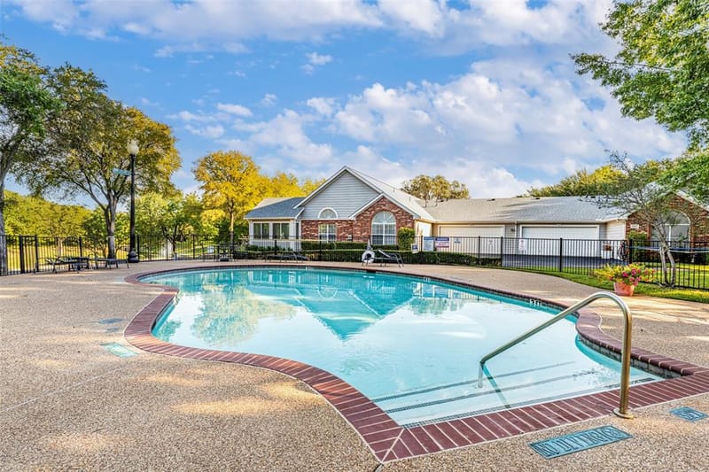 807 Cara Lane, Arlington TX 76012 - Photo 28