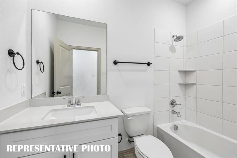 5314 Springlake Parkway, Haltom City TX 76117 - Photo 5