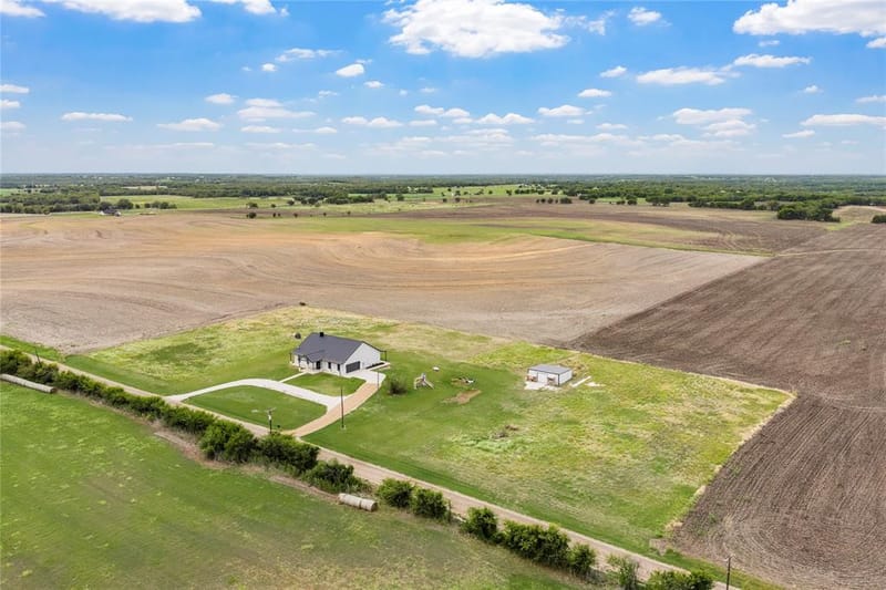 231 HCR 2312, Abbott TX 76621 - Photo 37