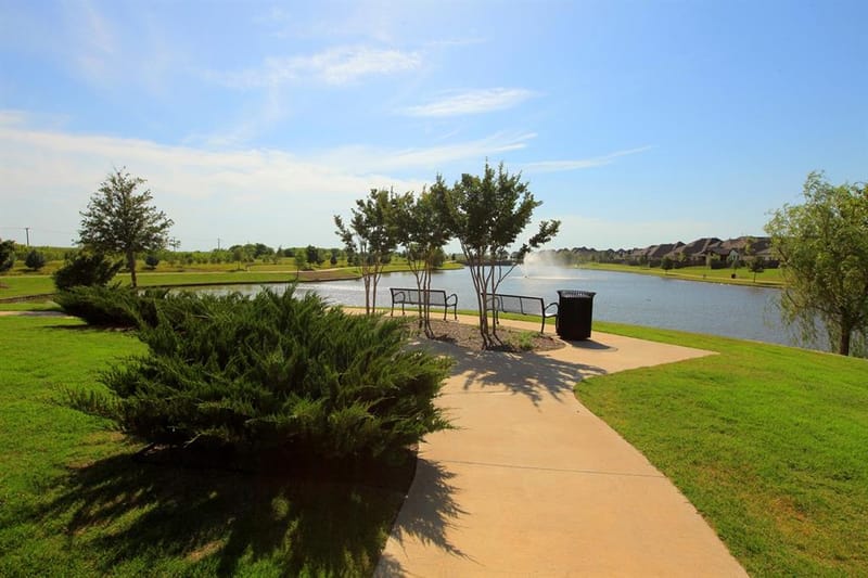2804 Norfolk Drive, Celina TX 75009 - Photo 5