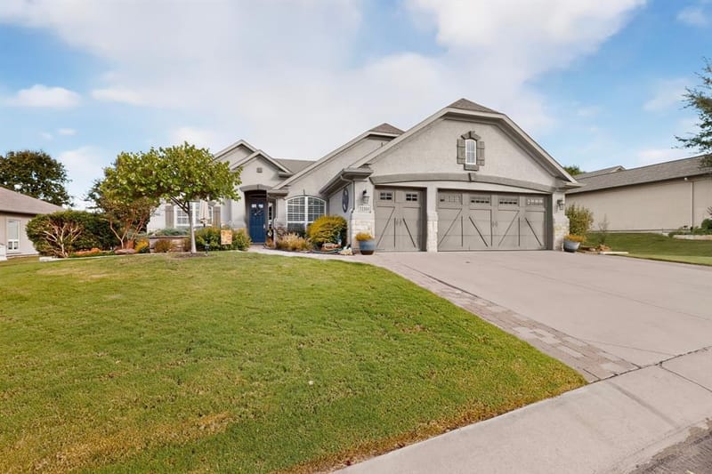 11100 La Jolla Way, Denton TX 76207 - Photo 2