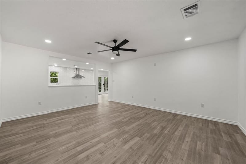726 Gaywood Drive, Woodway TX 76712 - Photo 13
