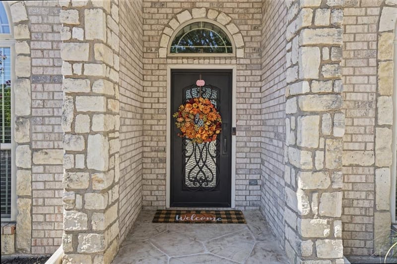 5589 Greenview Court, North Richland Hills TX 76148 - Photo 9