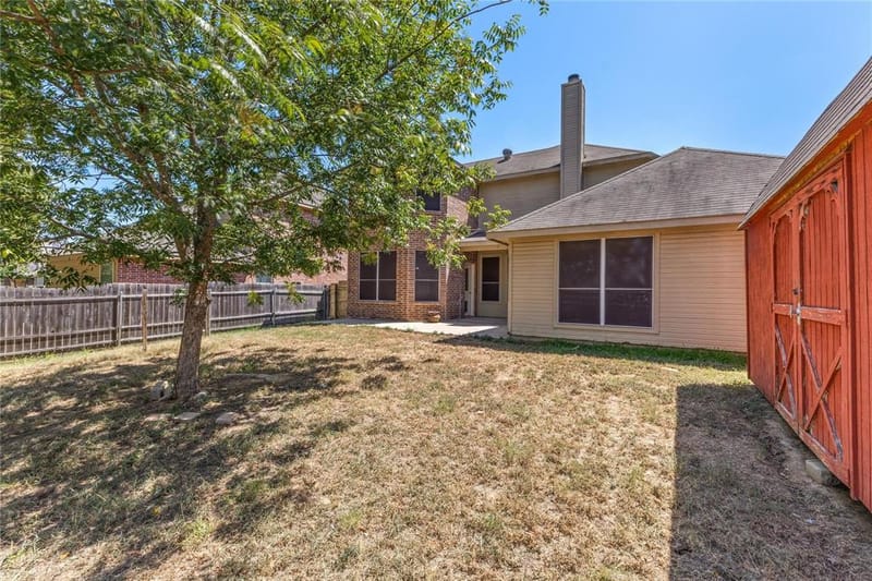 401 Hidden Knoll Drive, Burleson TX 76028 - Photo 27