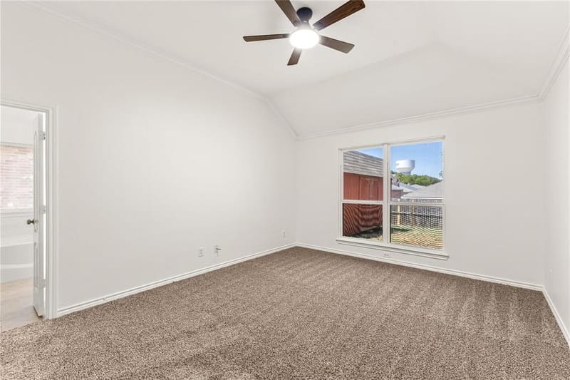 401 Hidden Knoll Drive, Burleson TX 76028 - Photo 12