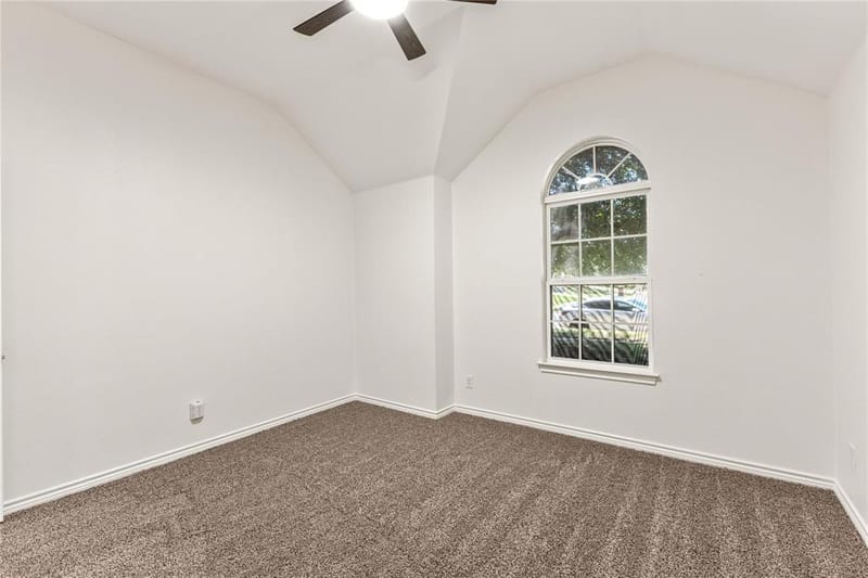 401 Hidden Knoll Drive, Burleson TX 76028 - Photo 24